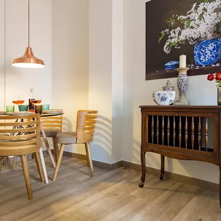 Apartment 'montano Three' Center By Ele